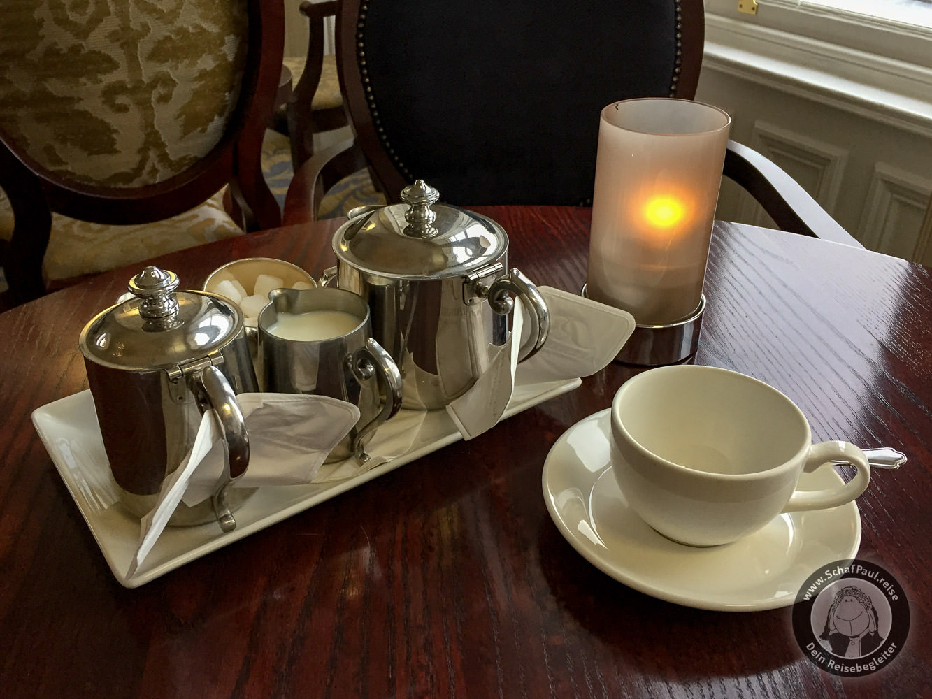 Tea-Time: stillvoll servierter Tee im Parknasilla Resort auf Irland