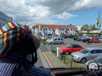 Start der Hafenbus-Tour in Bremerhaven am Treffpunkt Fischereihafen